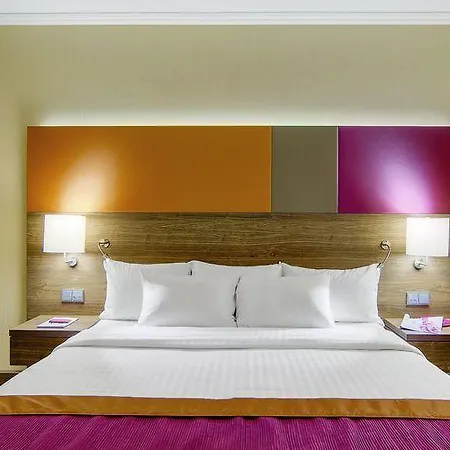 Courtyard By Marriott Linz