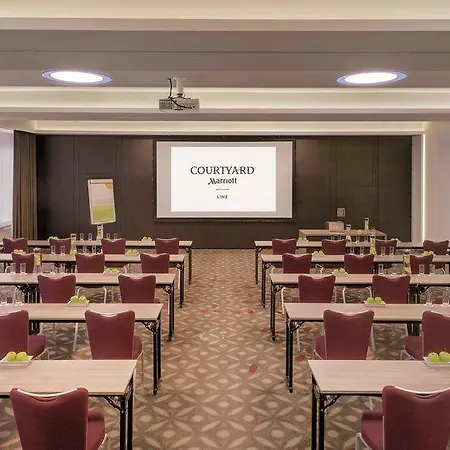 Hotel Courtyard By Marriott Linz