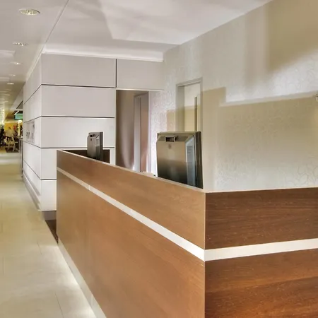 Courtyard By Marriott 4*