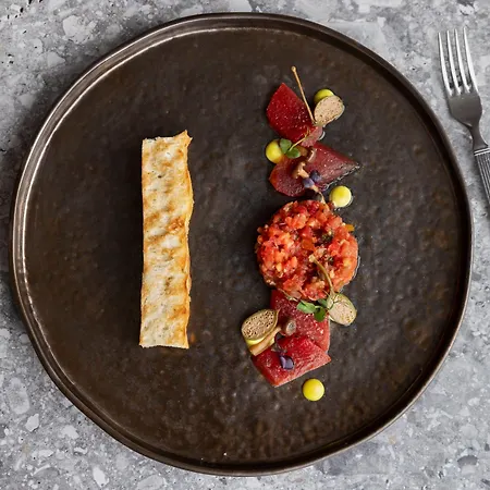 Courtyard By Marriott Hotel 4*