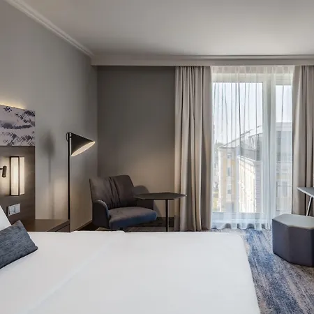 Courtyard By Marriott Hotel