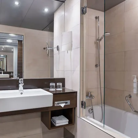 Courtyard By Marriott 4*