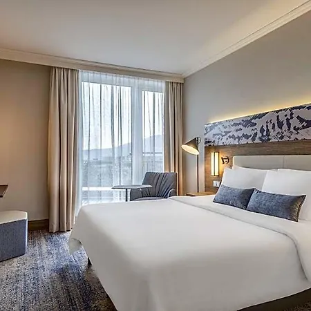 Courtyard By Marriott Hotel 4*