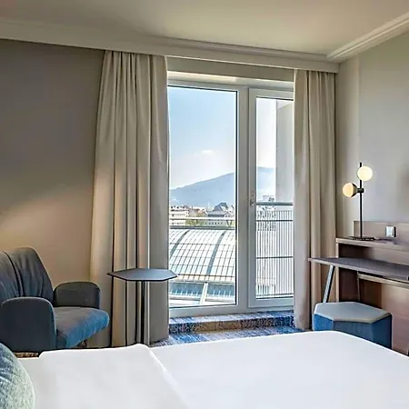 Courtyard By Marriott Hotel 4*