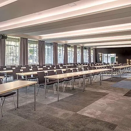 Courtyard By Marriott Hotel Linz