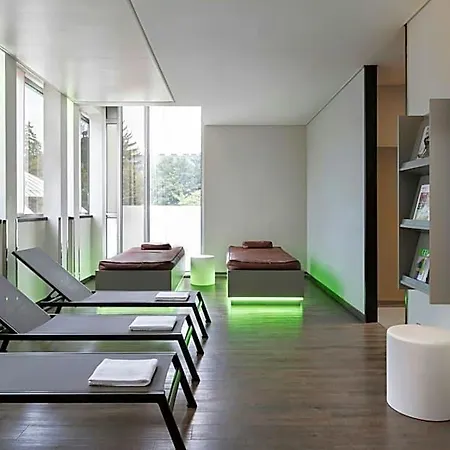 Courtyard By Marriott Hotel 4*