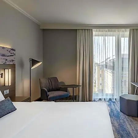 Courtyard By Marriott