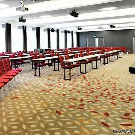Courtyard By Marriott Linz