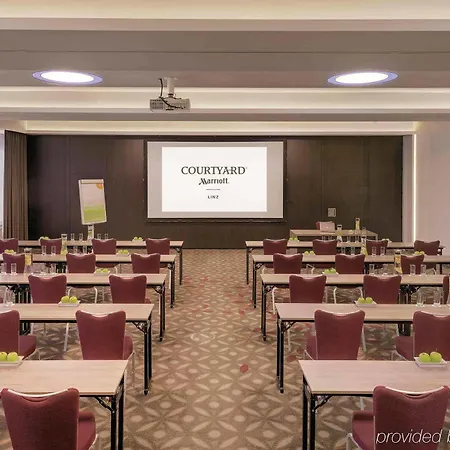 Courtyard By Marriott 4* Linz