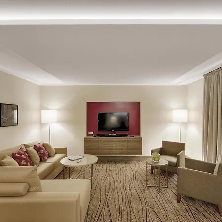 Courtyard By Marriott