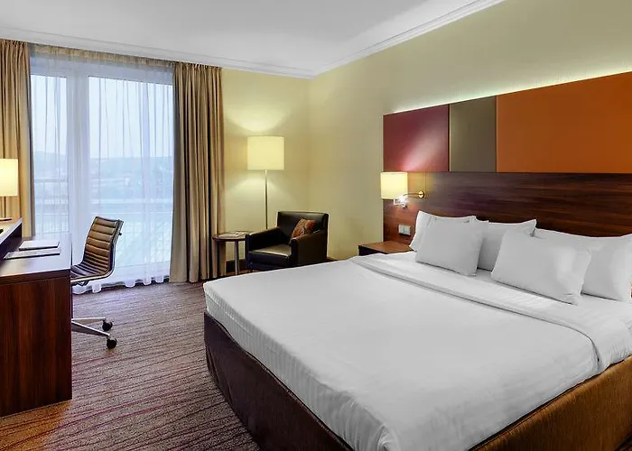 Hotel Courtyard By Marriott Linec