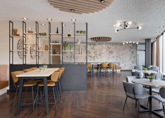 Courtyard By Marriott Hotel 4*