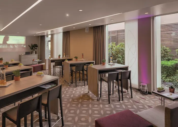 Courtyard By Marriott Hotel