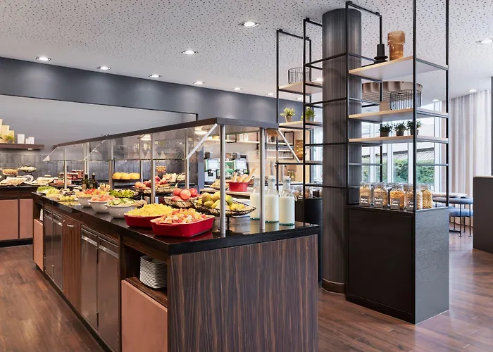 Courtyard By Marriott 4*