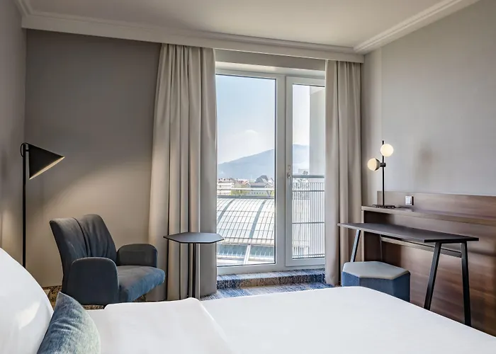 Courtyard By Marriott