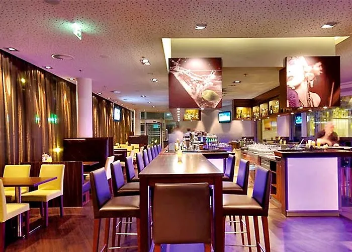 Courtyard By Marriott Hotel 4*