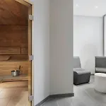 Courtyard By Marriott Hotel Linec